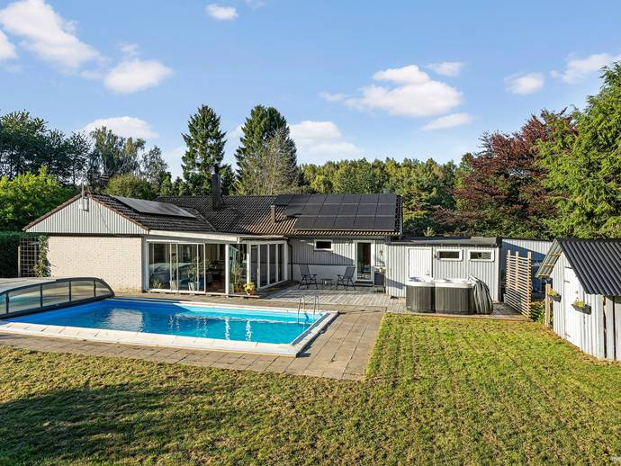 6 rok · 157 m² · Ravinvägen 11