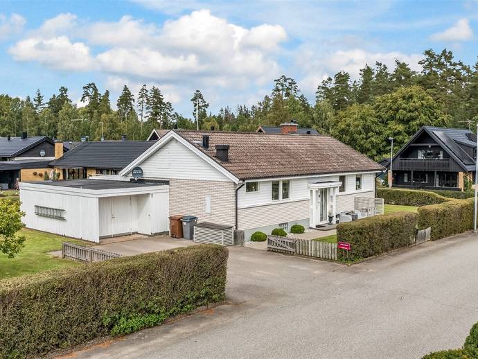 6 rok · 99 m² · Egnahemsvägen 5