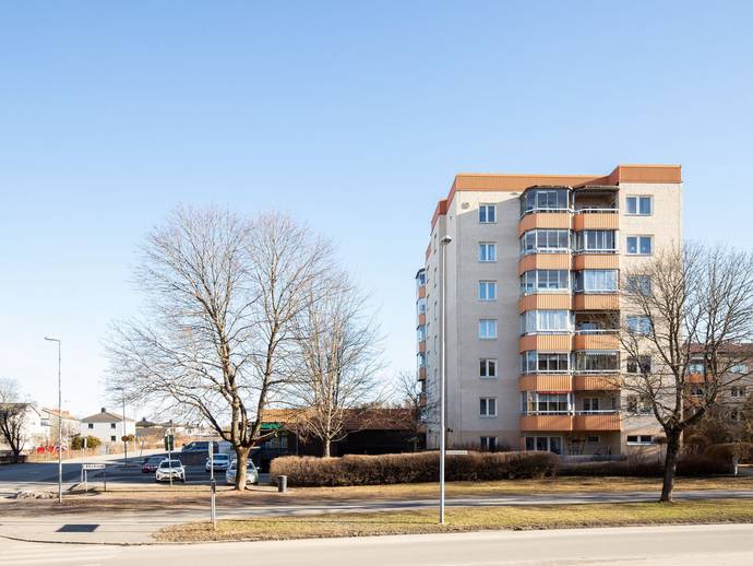 3 rok · 79 m² · Västra Rävåsgatan 2