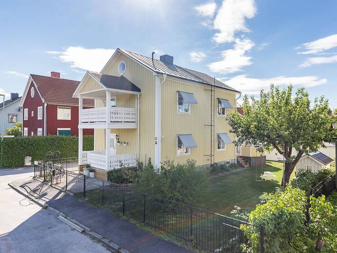 7 rok · 177 m² · Karlsborgsgatan 22