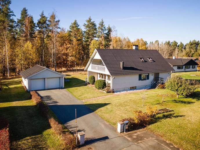 7 rok · 179 m² · Ängsgatan 22