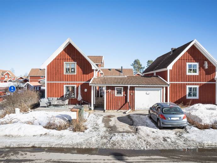 4 rok · 123 m² · Slåttervägen 17
