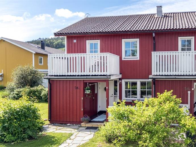 6 rok · 108 m² · Rödstaringen 54C