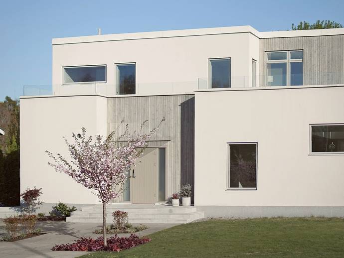 8 rok · 255 m² · Syrenvägen 3