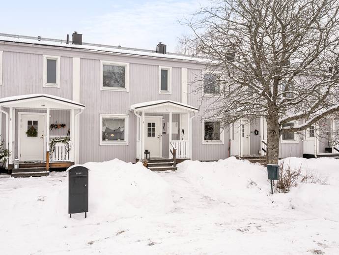 4 rok · 94 m² · Vallgångsvägen 4L