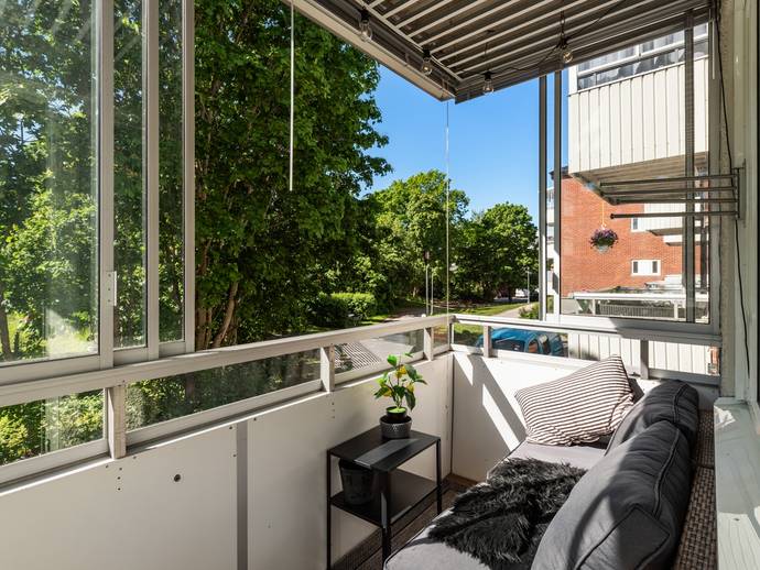 3 rok · 81 m² · Västra Banvägen 4B