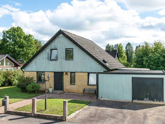 6 rok · 148 m² · Almvägen 4