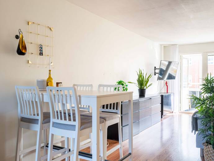 1 rok · 42,5 m² · Färgargränd 2
