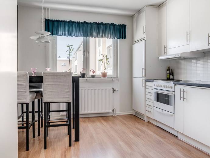 1 rok · 41,5 m² · Torsgatan 19H