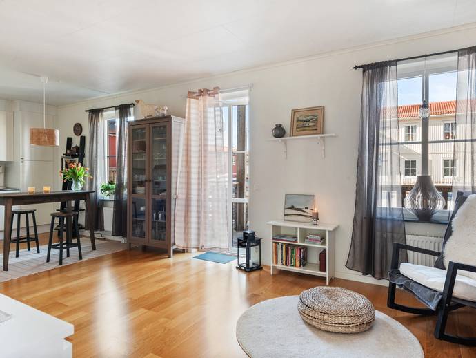 4 rok · 81 m² · Färsnagatan 7B