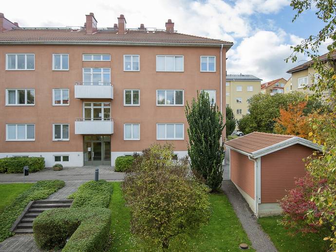 1 rok · 28,5 m² · Trozelligatan 21