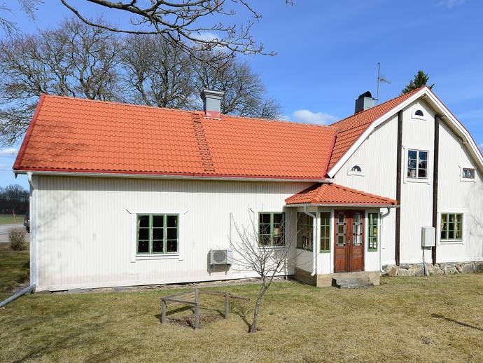 5 rok · 157 m² · Tuva 105