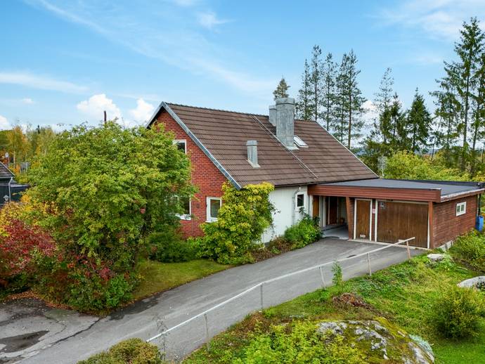5 rok · 143 m² · Enbacksvägen 10