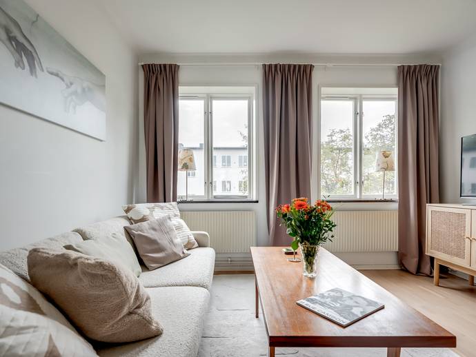 2 rok · 44,2 m² · Motalavägen 23