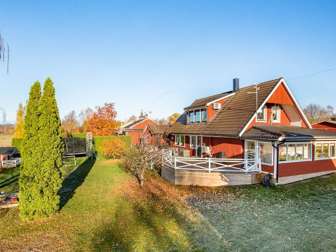 6 rok · 129 m² · Villavägen 24