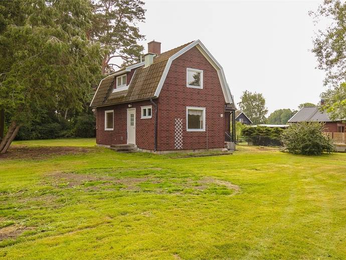 4 rok · 105 m² · Bergsvägen 10