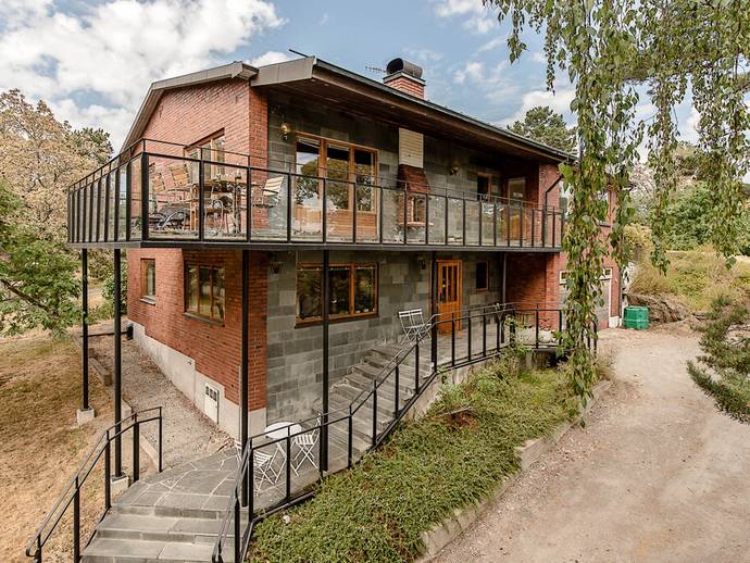 7 rok · 212 m² · Häckvägen 9