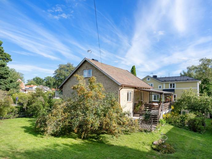 6 rok · 107 m² · Sköldingevägen 46