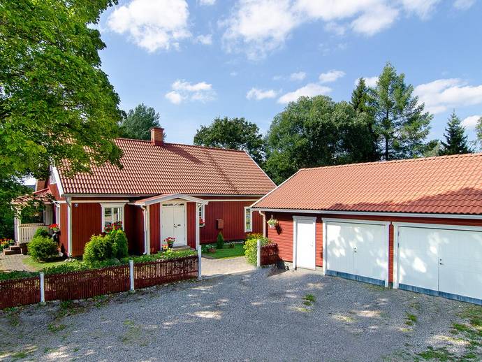 7 rok · 160 m² · Övre Backbergsvägen 7