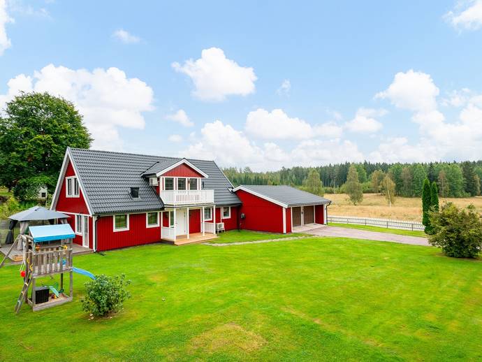 6 rok · 169 m² · Östansjövägen 25