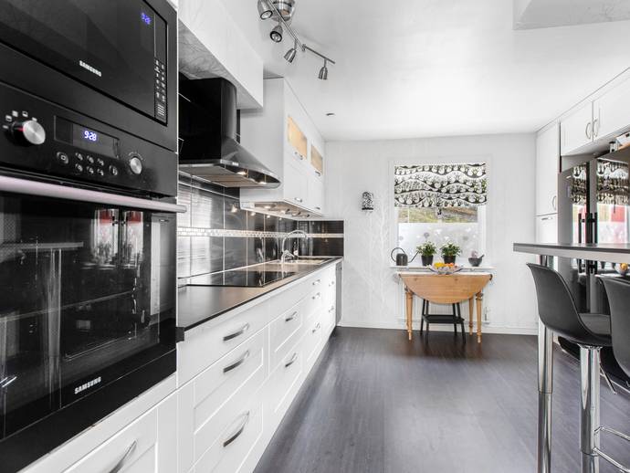 6 rok · 144 m² · Skarpvägen 10B