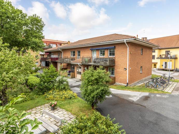 2 rok · 70 m² · Rothoffsvägen 16A
