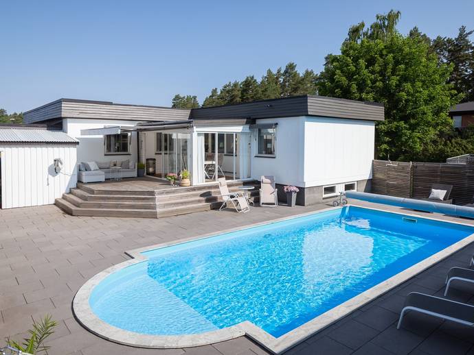 8 rok · 123 m² · Gulsippevägen 54