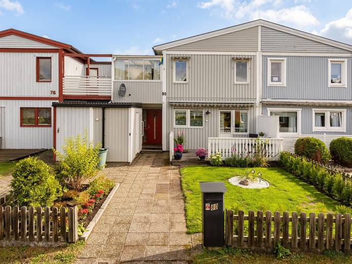 4 rok · 113 m² · Castmans väg 80