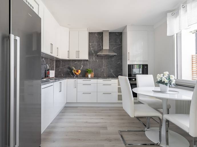 1 rok · 44 m² · Taptogränd 6