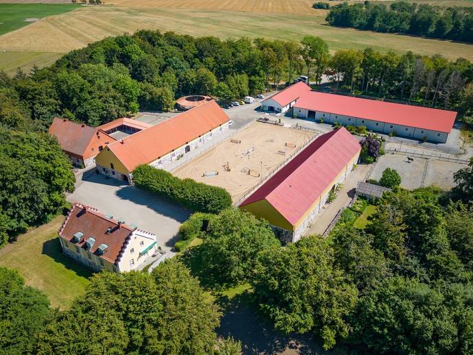 11 rok · 400 m² · Munka Tågarps Gård