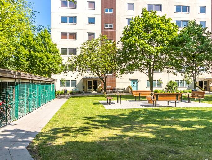 2 rok · 59,5 m² · Von Lingens väg 43