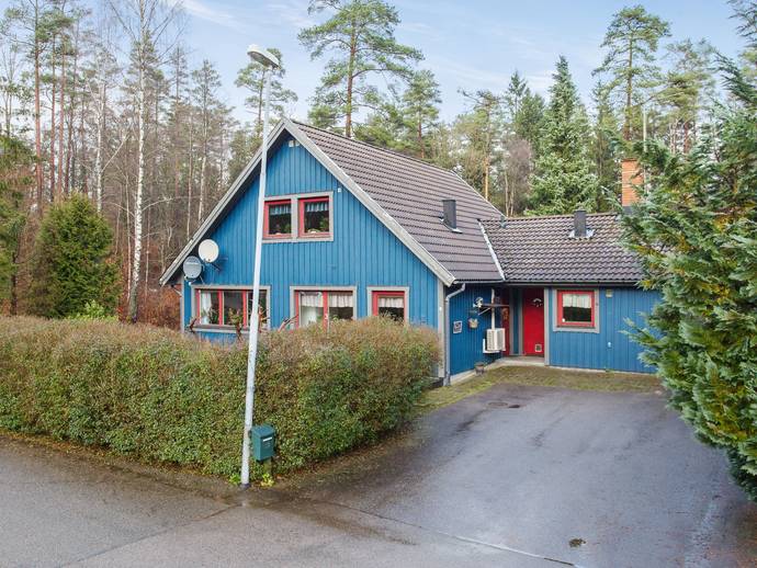 6 rok · 152 m² · Tallvägen 20