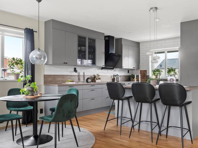 4 rok · 111 m² · Lalatoftsvägen 15