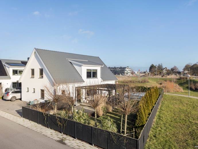 6 rok · 183 m² · Säfstaholmsgatan 2