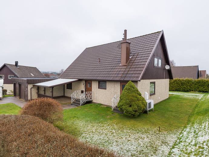 6 rok · 160 m² · Norra Klostervägen 9