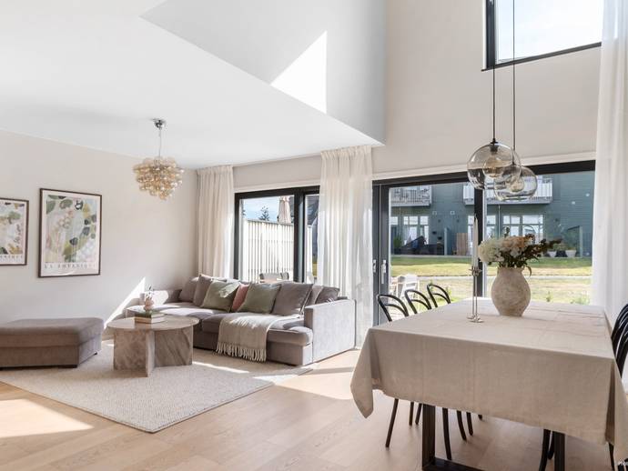 6 rok · 145 m² · Ulvsbergsvägen 15H