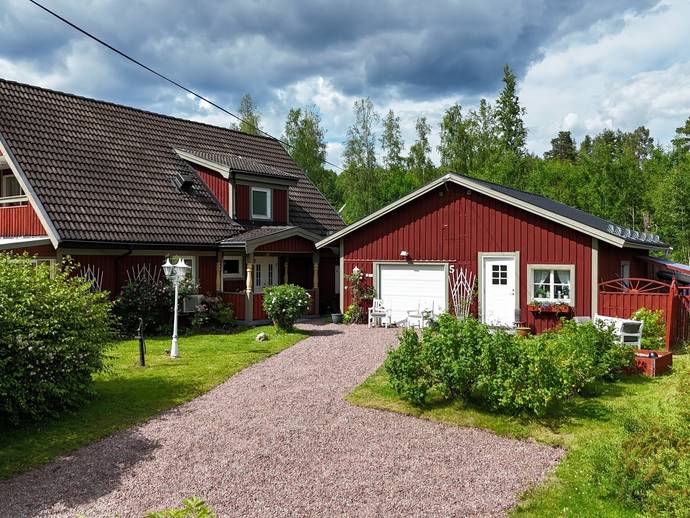 6 rok · 160 m² · Tregattu 5