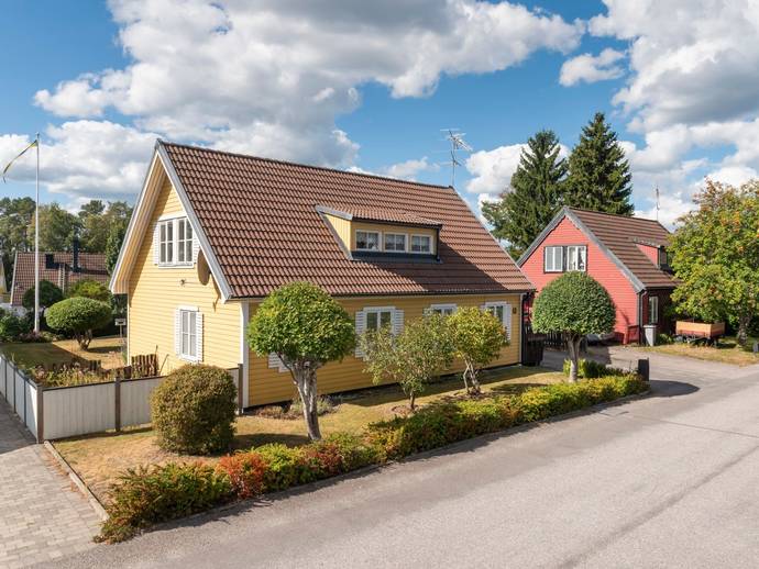 5 rok · 145 m² · Linneavägen 13