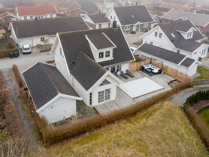 154 m² · Tistelfjärilgatan 11