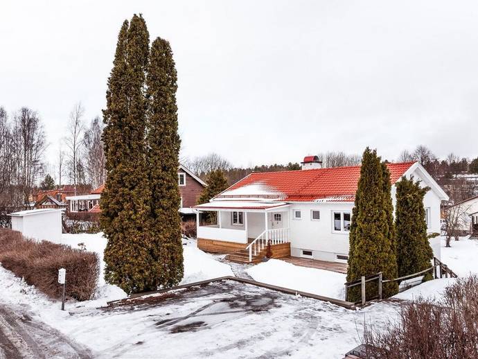 6 rok · 140 m² · Falhemsvägen 3