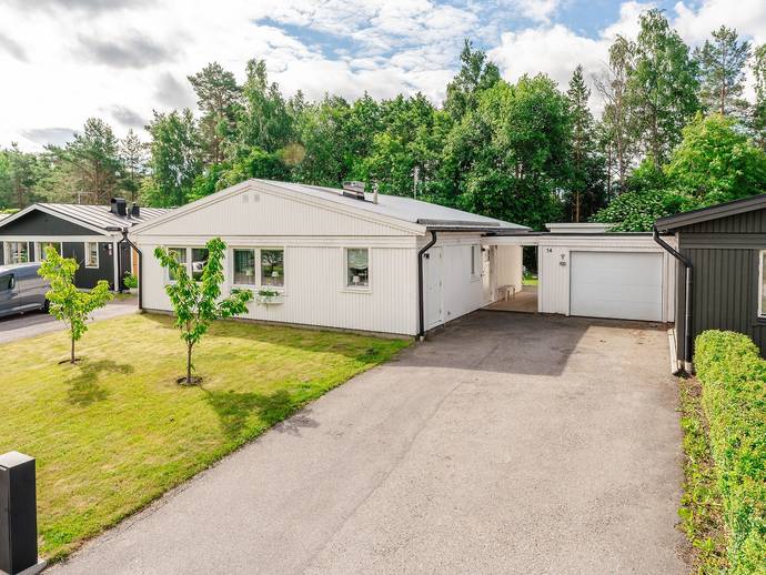 4 rok · 100 m² · Savgatan 14