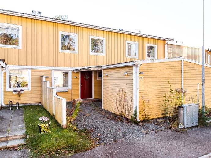 4 rok · 122 m² · Blåbärsstigen 36