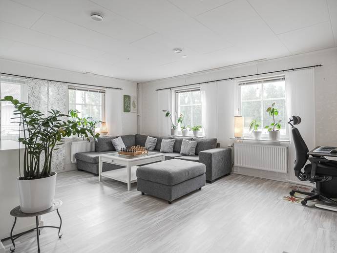 4 rok · 111 m² · Veteslingan 80