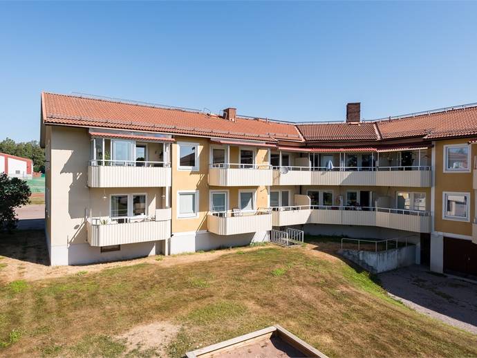 1 rok · 36 m² · Löparegatan 12B