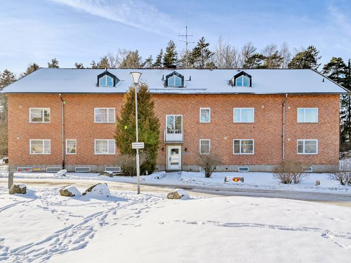 1 rok · 25 m² · Lövängsvägen 2