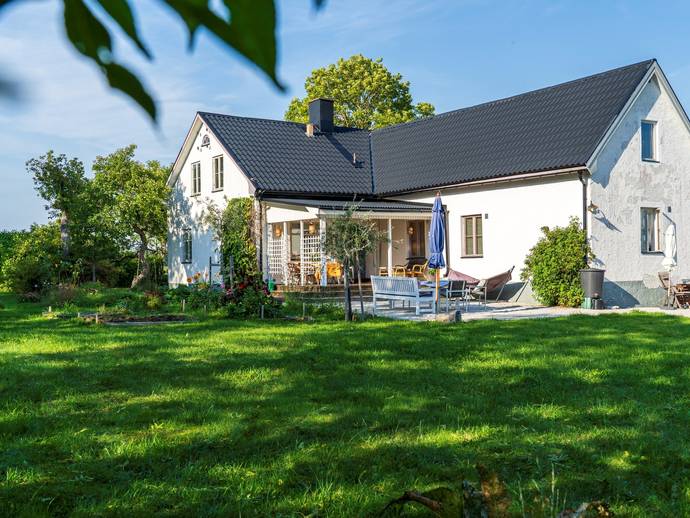 6 rok · 155 m² · Fleringe Lickedarve 138