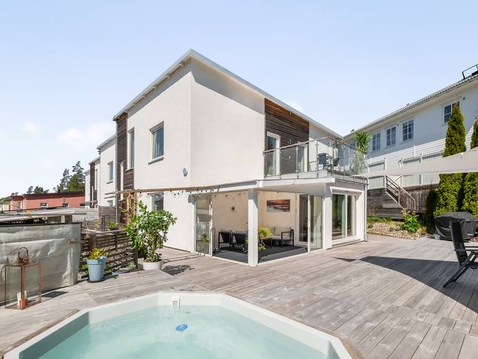 5 rok · 142 m² · Gåsörtsvägen 6