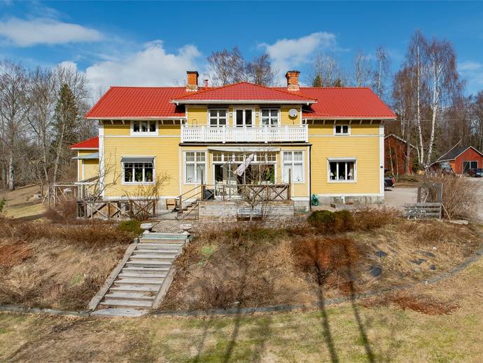 7 rok · 295 m² · Hagängsgatan 23
