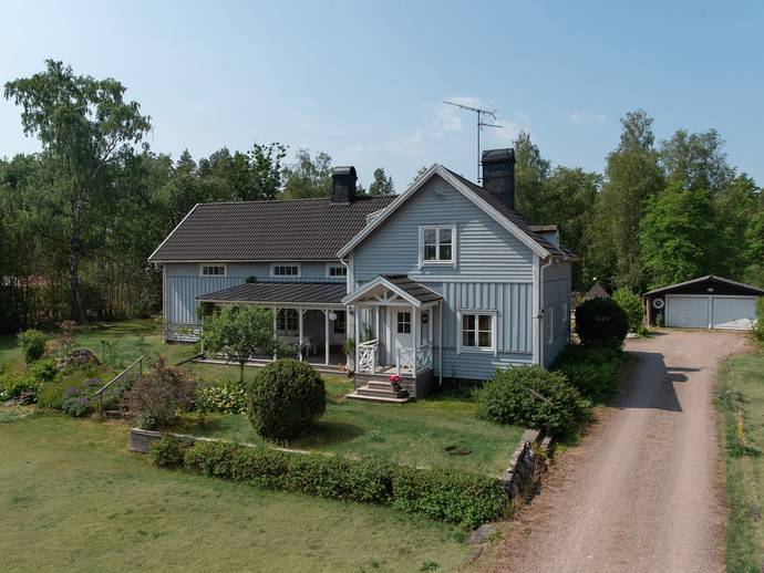 7 rok · 248 m² · Tävelsås Gammalsbacke 1
