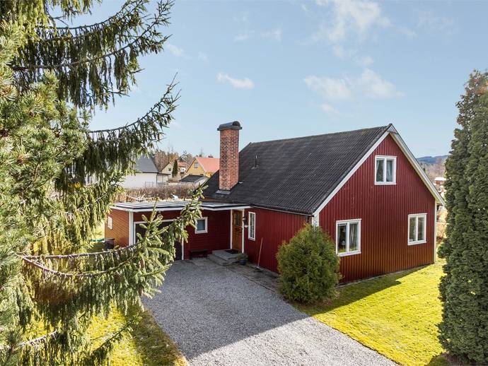 4 rok · 106 m² · Blåklintsvägen 20